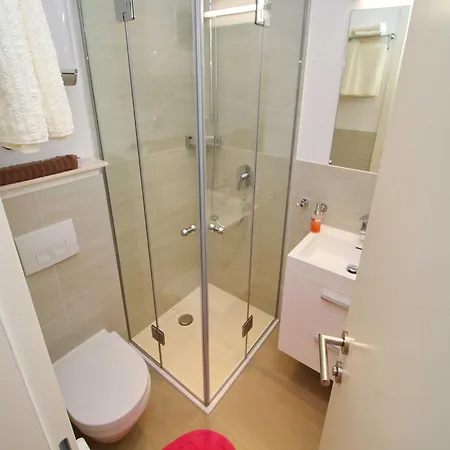 Kula Fancy - One-bedroom With Terrace Ground Floor A1