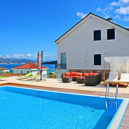 Apartment Kula Fancy - One-bedroom With Terrace Ground Floor A1