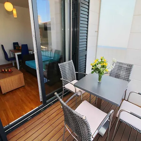 Kula Fancy - One-bedroom With Terrace Ground Floor A1 * Drače