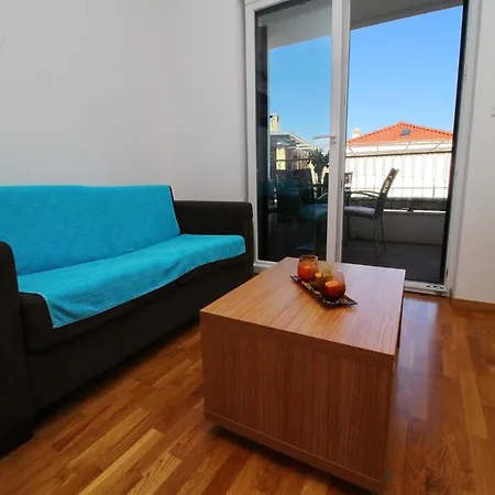 Kula Fancy - One-bedroom With Terrace Ground Floor A1