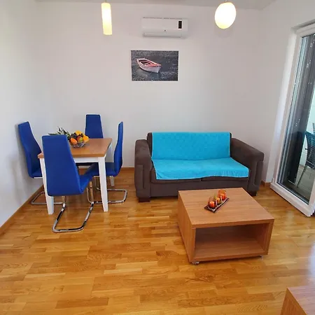 Kula Fancy - One-bedroom With Terrace Ground Floor A1 Apartment