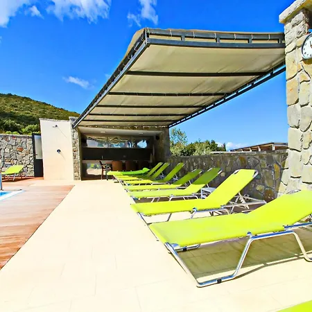 Kula Fancy - One-bedroom With Terrace Ground Floor A1 Apartment *